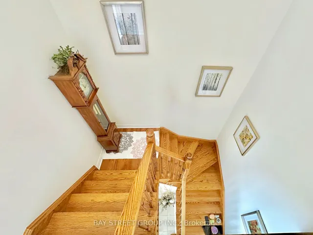 Additional property image - 1429 Laurier Ave
