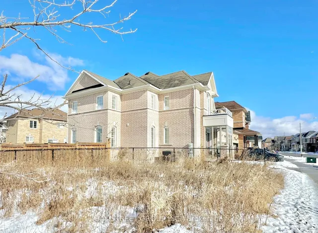 Additional property image - 1429 Laurier Ave