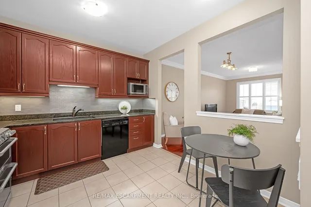 Additional property image - 2243 TURNBERRY Rd Unit 18