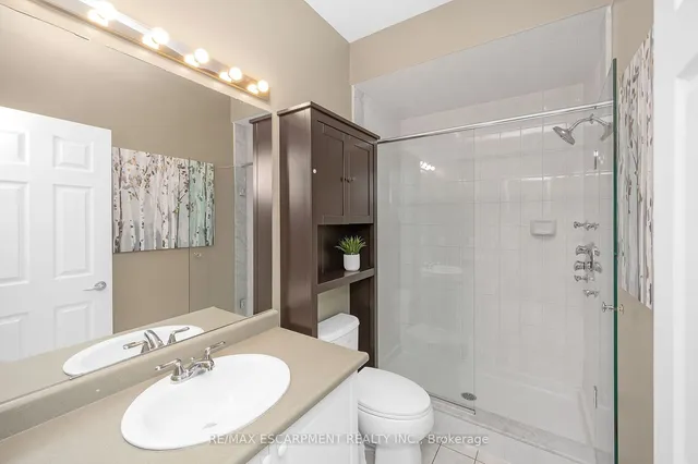 Additional property image - 2243 TURNBERRY Rd Unit 18