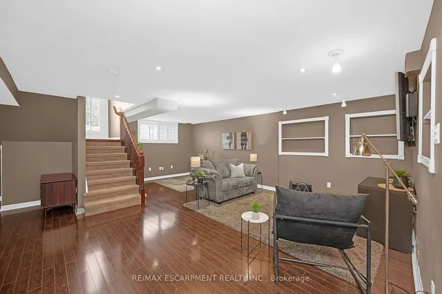 Additional property image - 2243 TURNBERRY Rd Unit 18