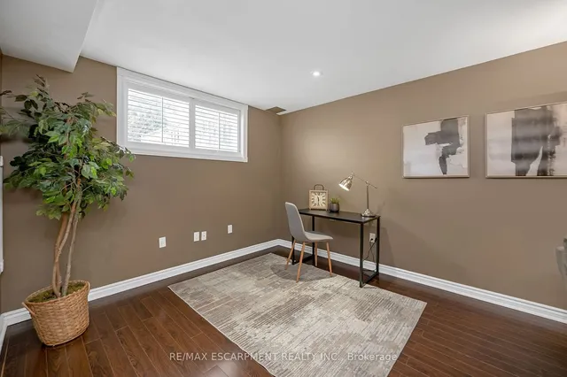 Additional property image - 2243 TURNBERRY Rd Unit 18