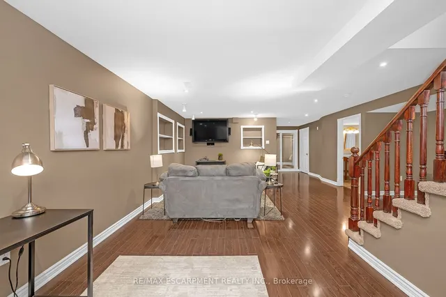 Additional property image - 2243 TURNBERRY Rd Unit 18