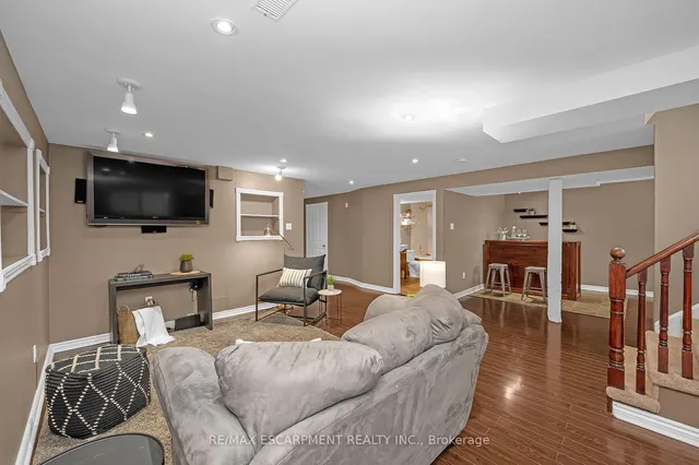 Additional property image - 2243 TURNBERRY Rd Unit 18