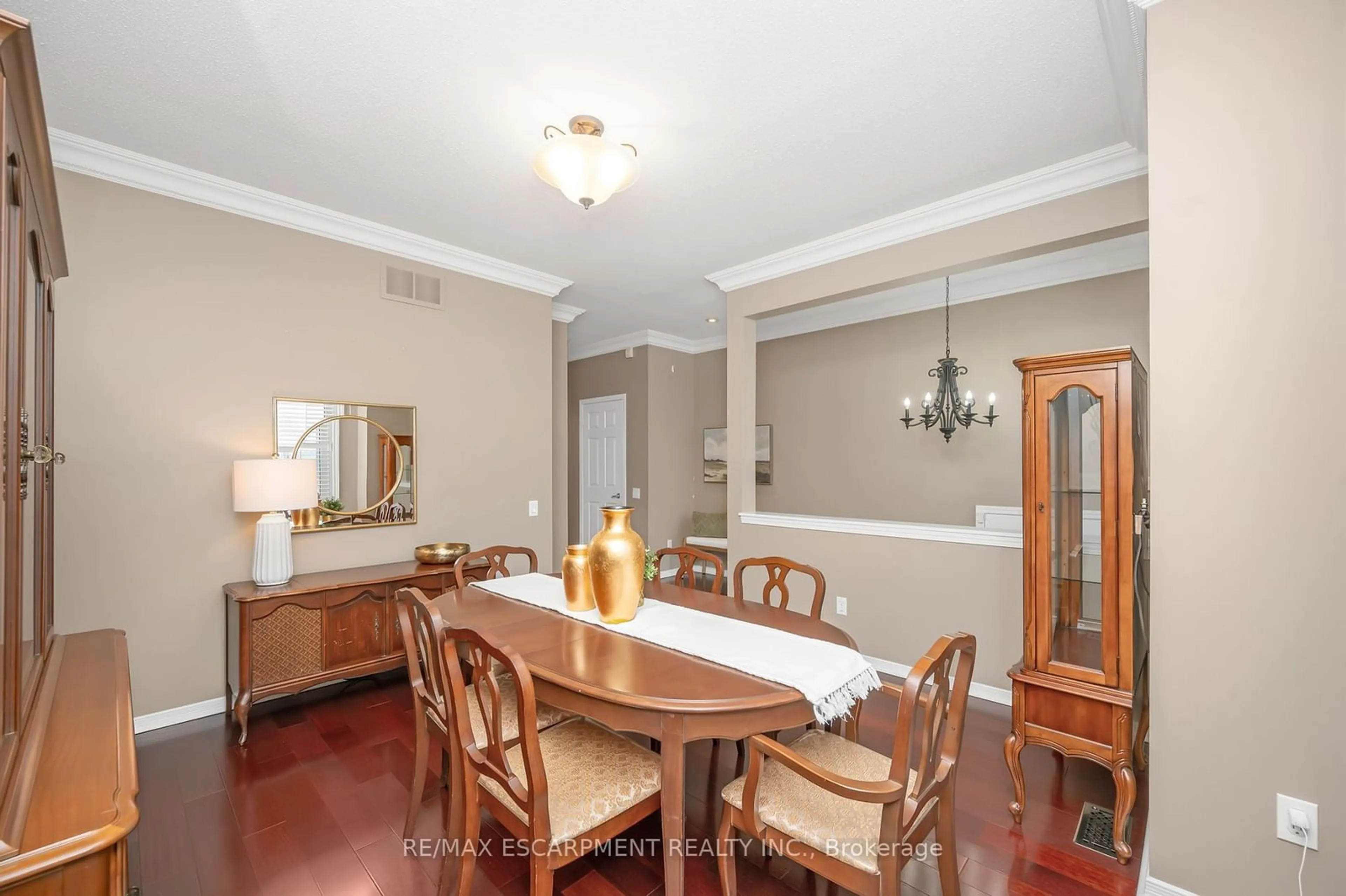 Dining room, unknown for 2243 TURNBERRY Rd #18, Burlington Ontario L7M 4Y4