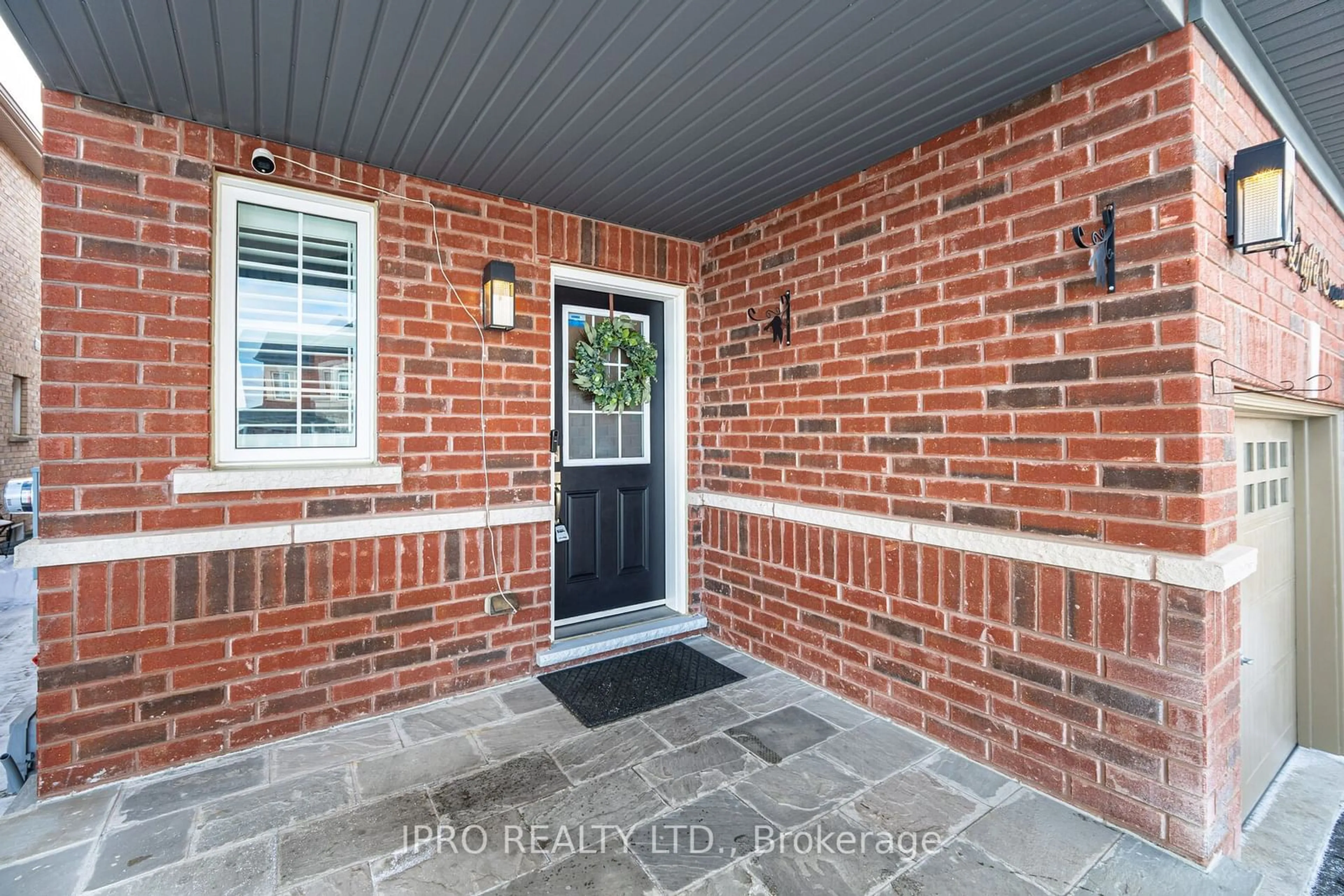 Home with brick exterior material, street for 14 Duffel Cres, Halton Hills Ontario L7G 0H7