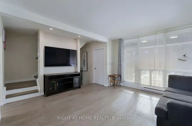 Additional image 31 of 34 Tandridge Cres Unit 888