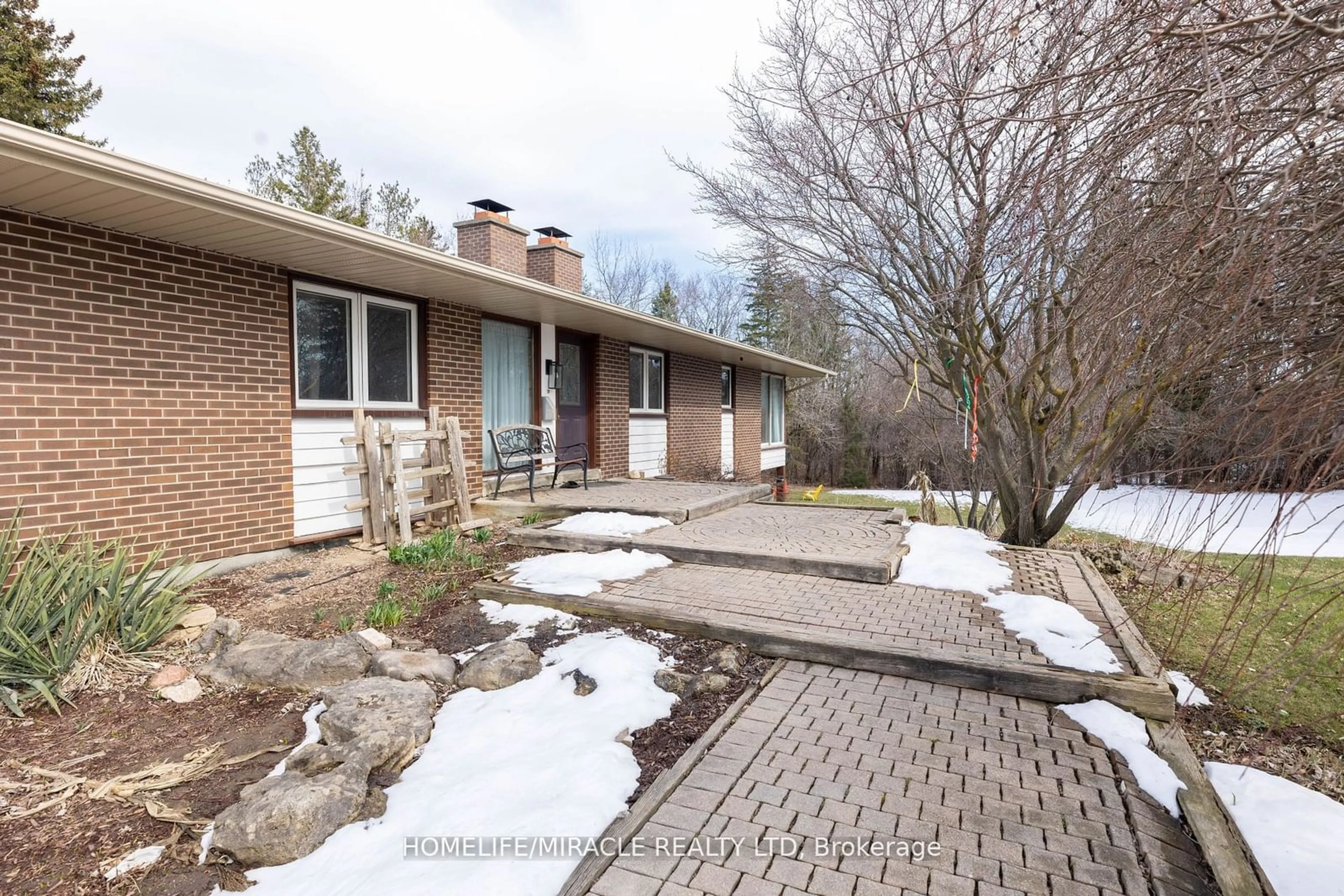 Unknown for 12201 Torbram Rd, Caledon Ontario L7C 2T4