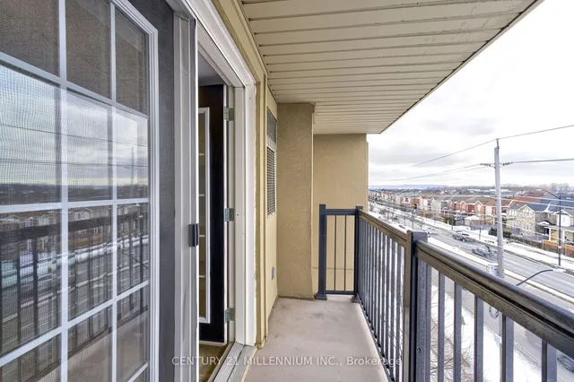 Additional property image - 1380 Main St Unit 407