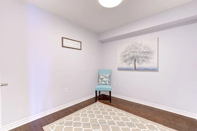 Additional property image - 1380 Main St Unit 407