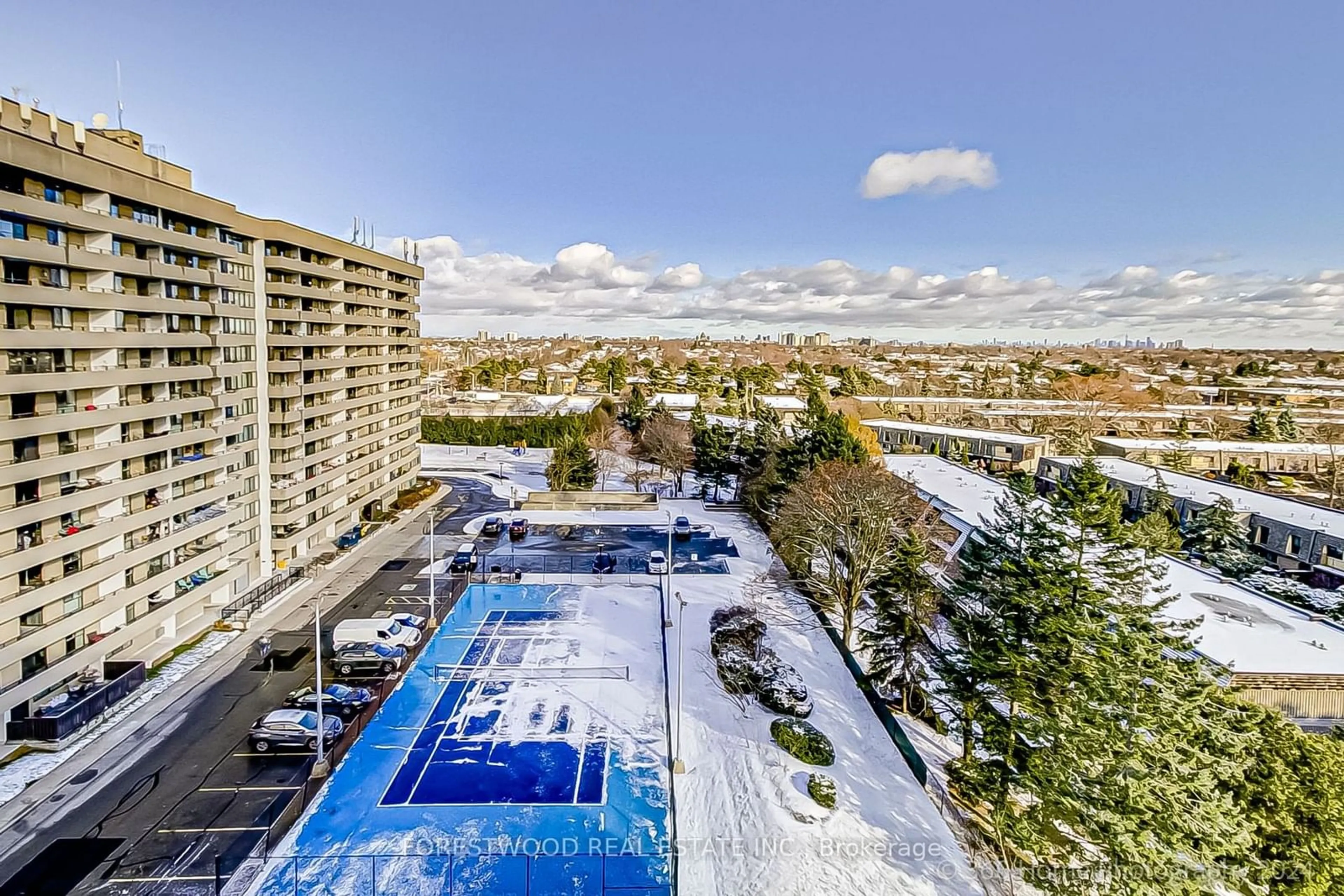 Pool for 1320 Mississauga Valley Blvd #1015, Mississauga Ontario L5A 3S9