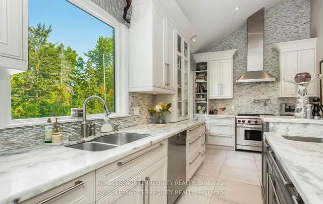 Additional property image - 1319 Tyandaga Park Dr