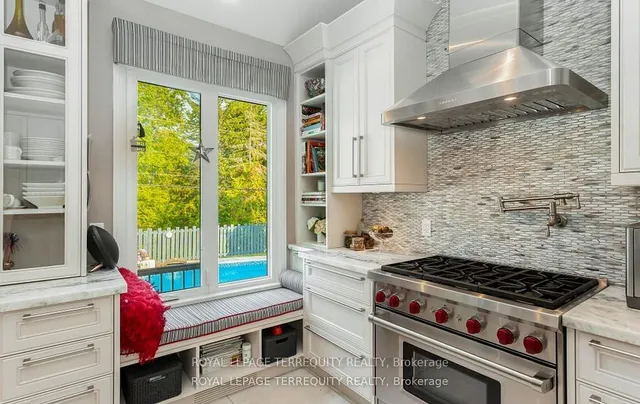 Additional property image - 1319 Tyandaga Park Dr