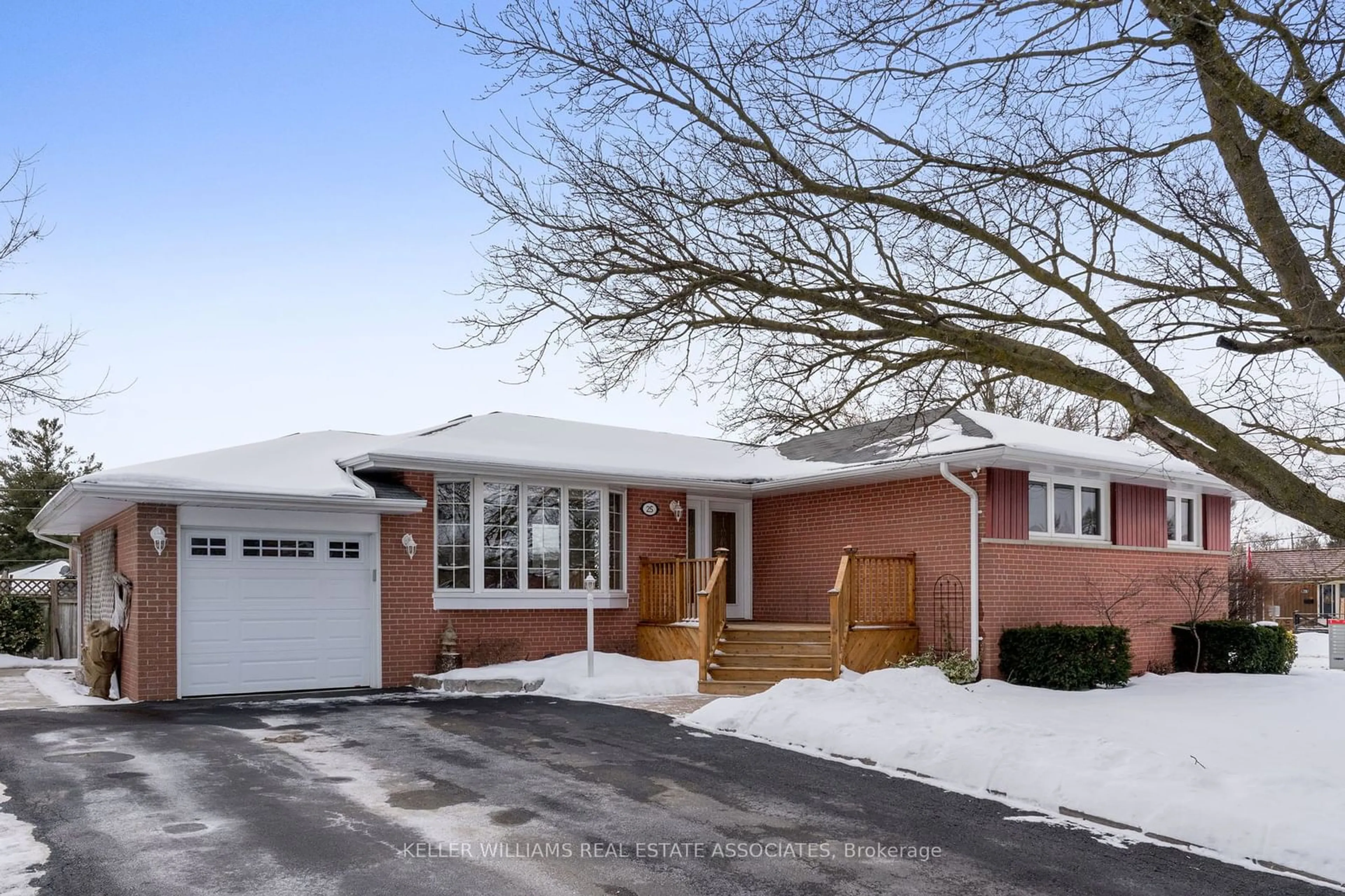 Home with brick exterior material, street for 25 Mackenzie Dr, Halton Hills Ontario L7G 4C1