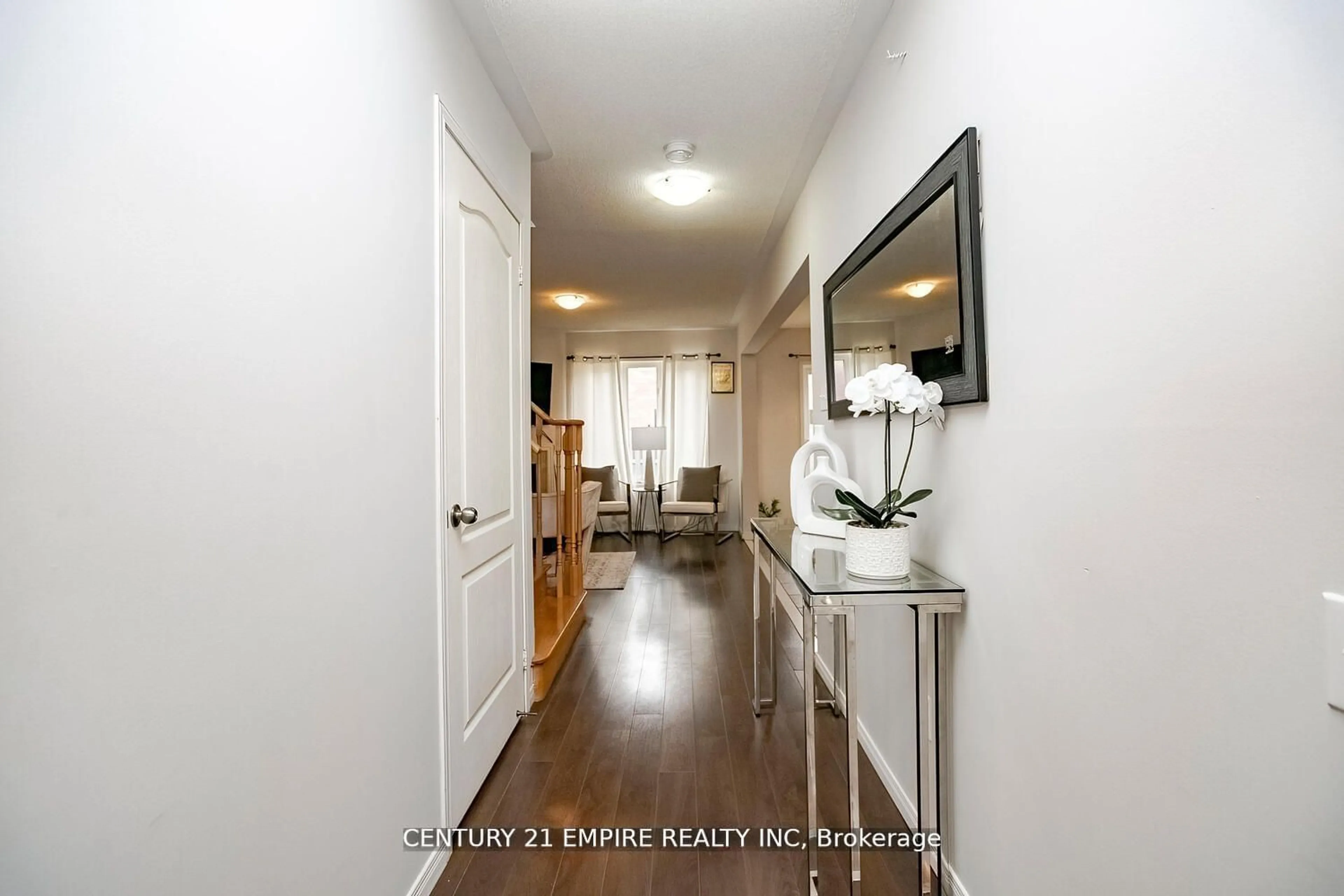 Indoor entryway for 83 Bushmill Circ, Brampton Ontario L7A 0K6