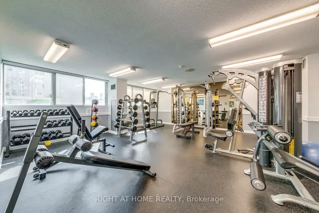 Additional image 9 of 3700 Kaneff Cres Unit 1412