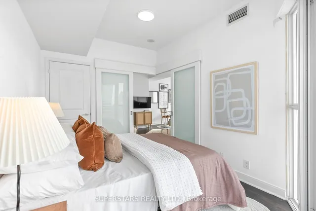 Additional property image - 50 Absolute Ave Unit 707