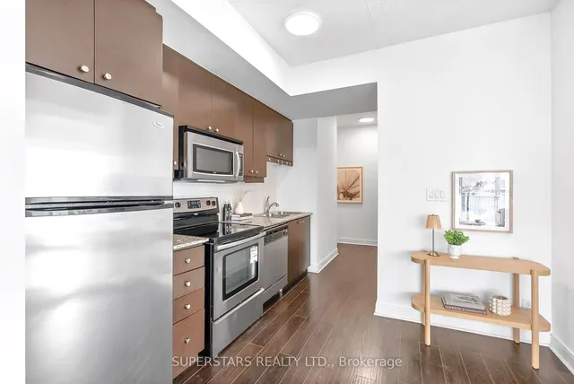 Additional property image - 50 Absolute Ave Unit 707