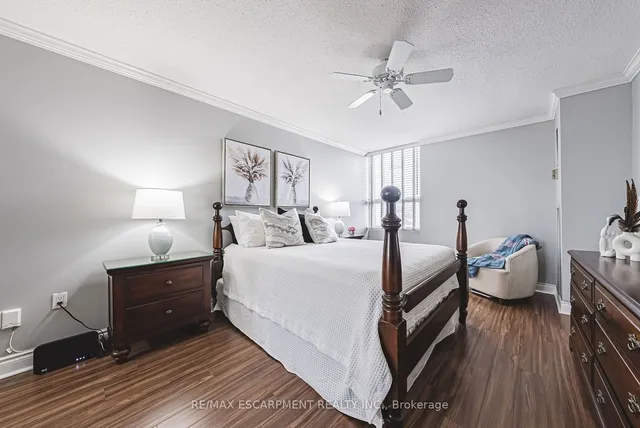 Additional property image - 2055 UPPER MIDDLE Rd Unit 1201