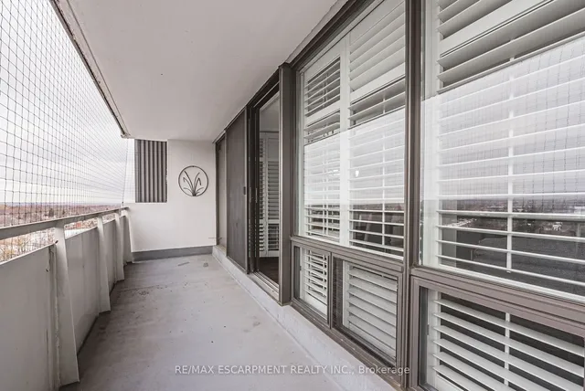 Additional property image - 2055 UPPER MIDDLE Rd Unit 1201