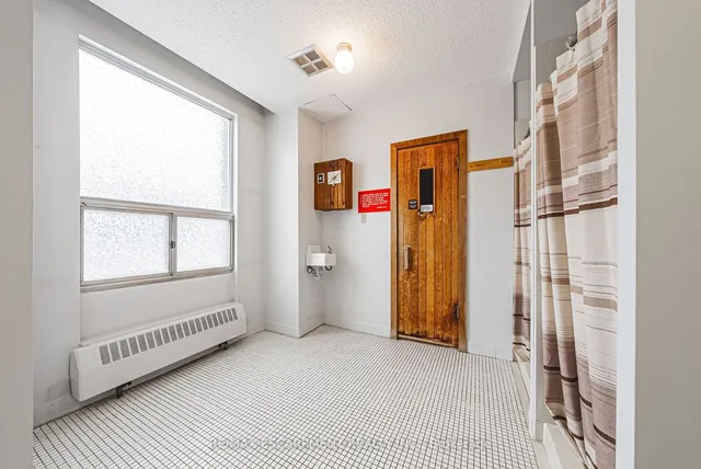 Additional property image - 2055 UPPER MIDDLE Rd Unit 1201