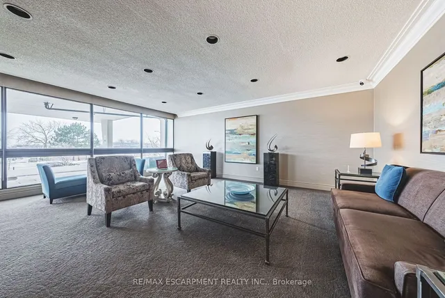 Additional property image - 2055 UPPER MIDDLE Rd Unit 1201