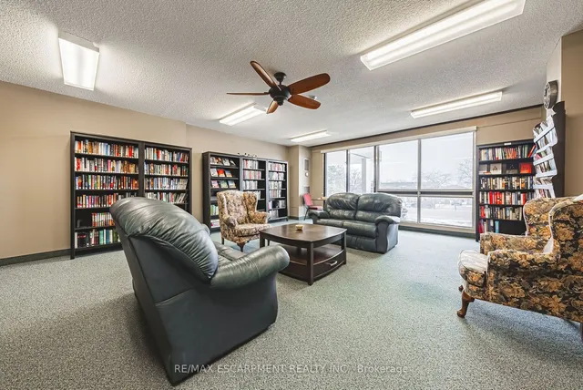 Additional property image - 2055 UPPER MIDDLE Rd Unit 1201