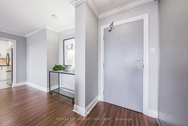 Additional property image - 2055 UPPER MIDDLE Rd Unit 1201