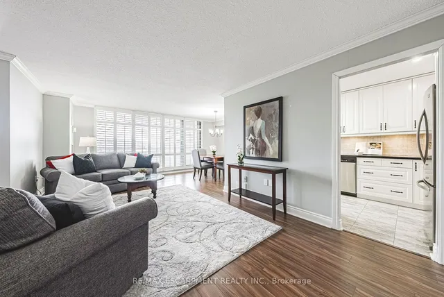 Additional property image - 2055 UPPER MIDDLE Rd Unit 1201