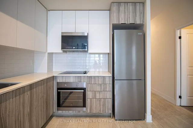 Additional property image - 2481 Taunton Rd Unit 209