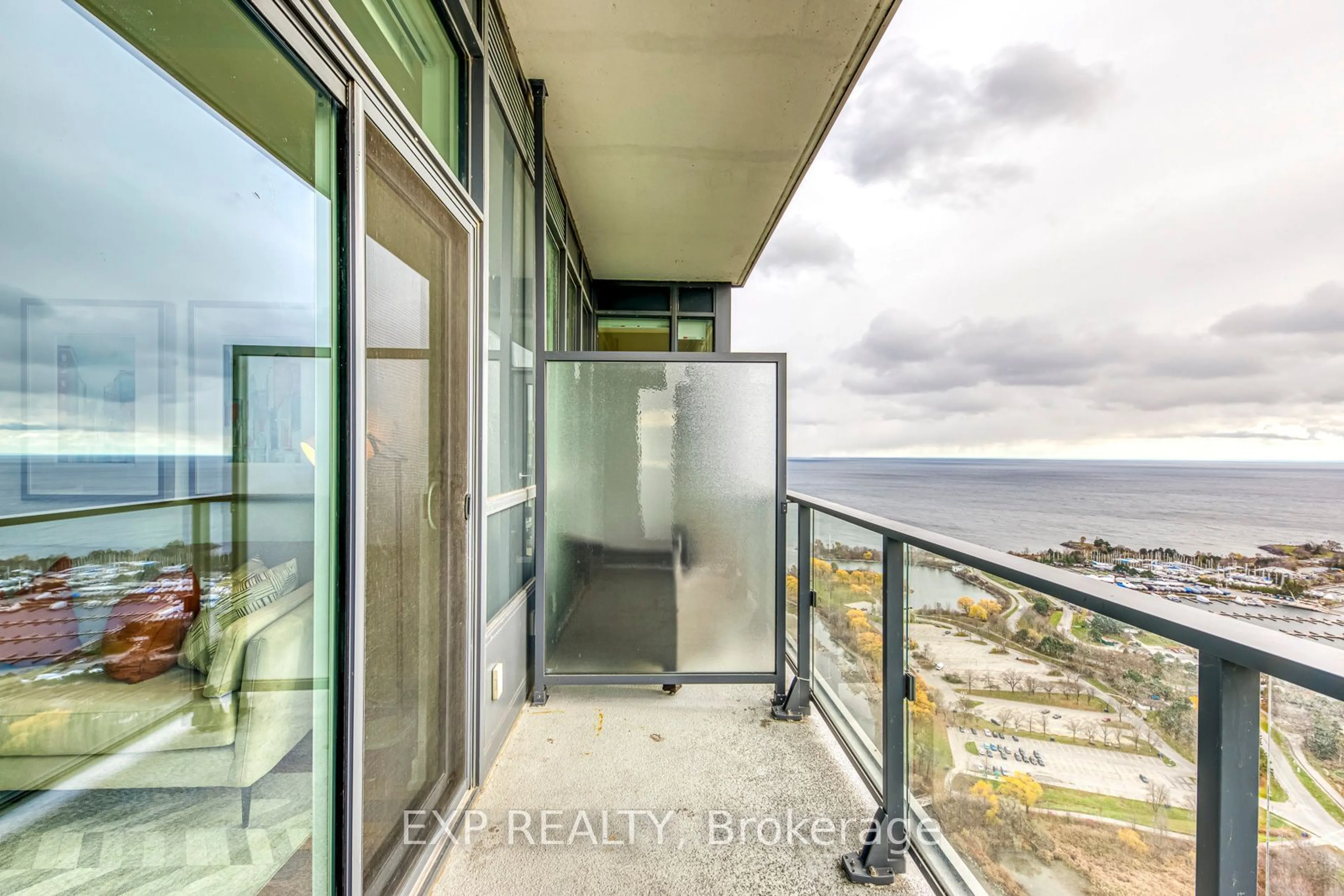 Balcony in the apartment, water/lake/river/ocean view for 2200 Lake Shore Blvd #UPH03, Toronto Ontario M8V 1A4