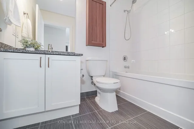 Additional property image - 1638 Bloor St Unit 303