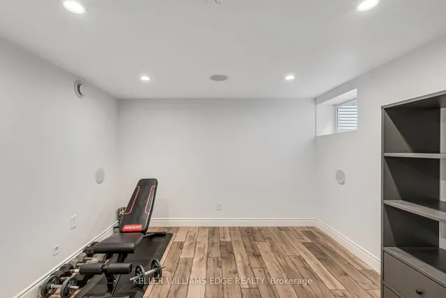 Additional property image - 2218 Vista Dr