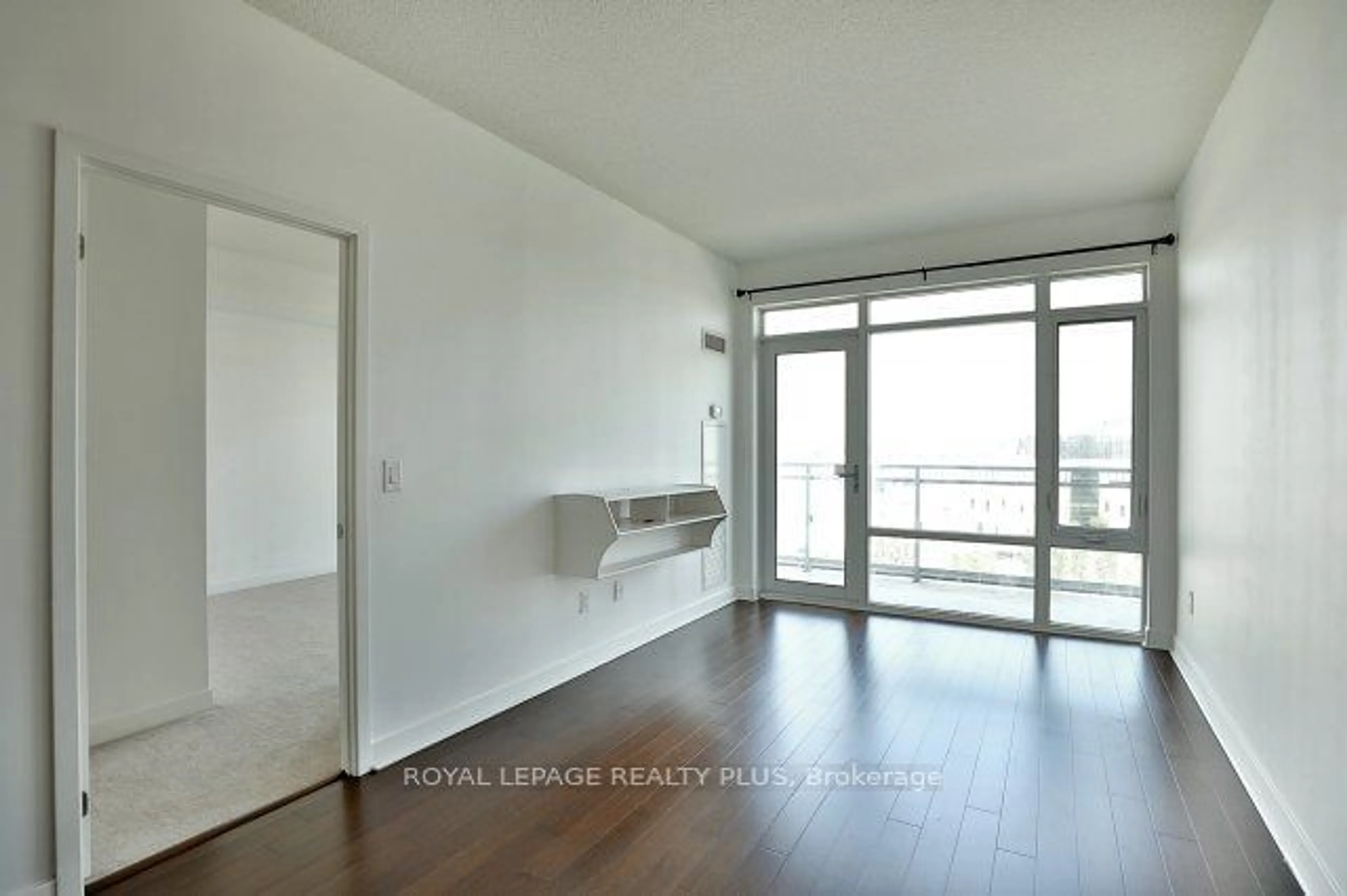 A pic of a room for 360 Square One Dr #812, Mississauga Ontario L5B 0G7