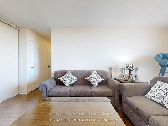 Additional property image - 3390 Weston Rd Unit 1906