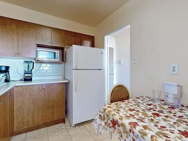 Additional property image - 3390 Weston Rd Unit 1906