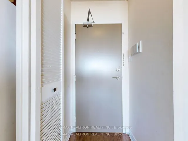 Additional property image - 3390 Weston Rd Unit 1906