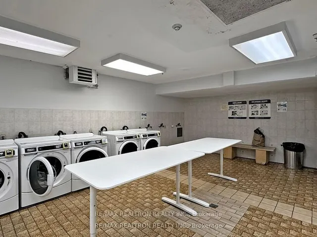 Additional property image - 3390 Weston Rd Unit 1906