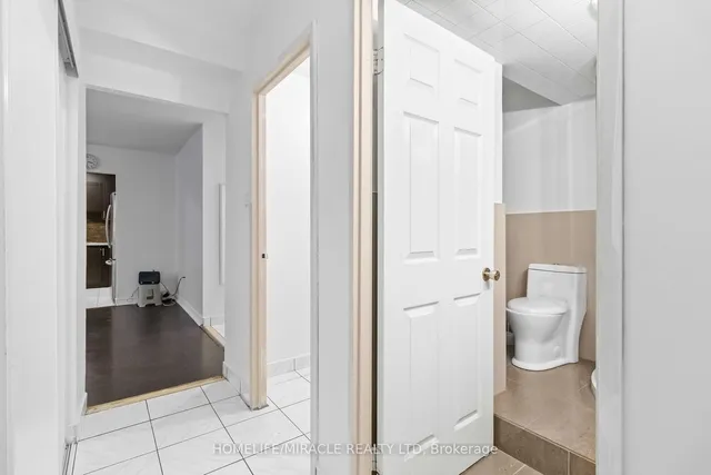 Additional property image - 49 Silverstone Dr Unit 605