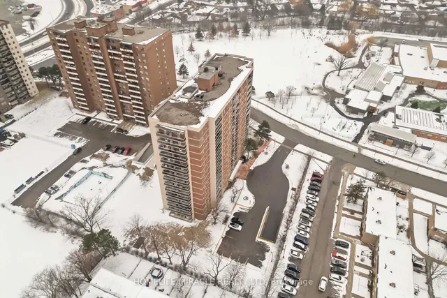 Additional property image - 49 Silverstone Dr Unit 605
