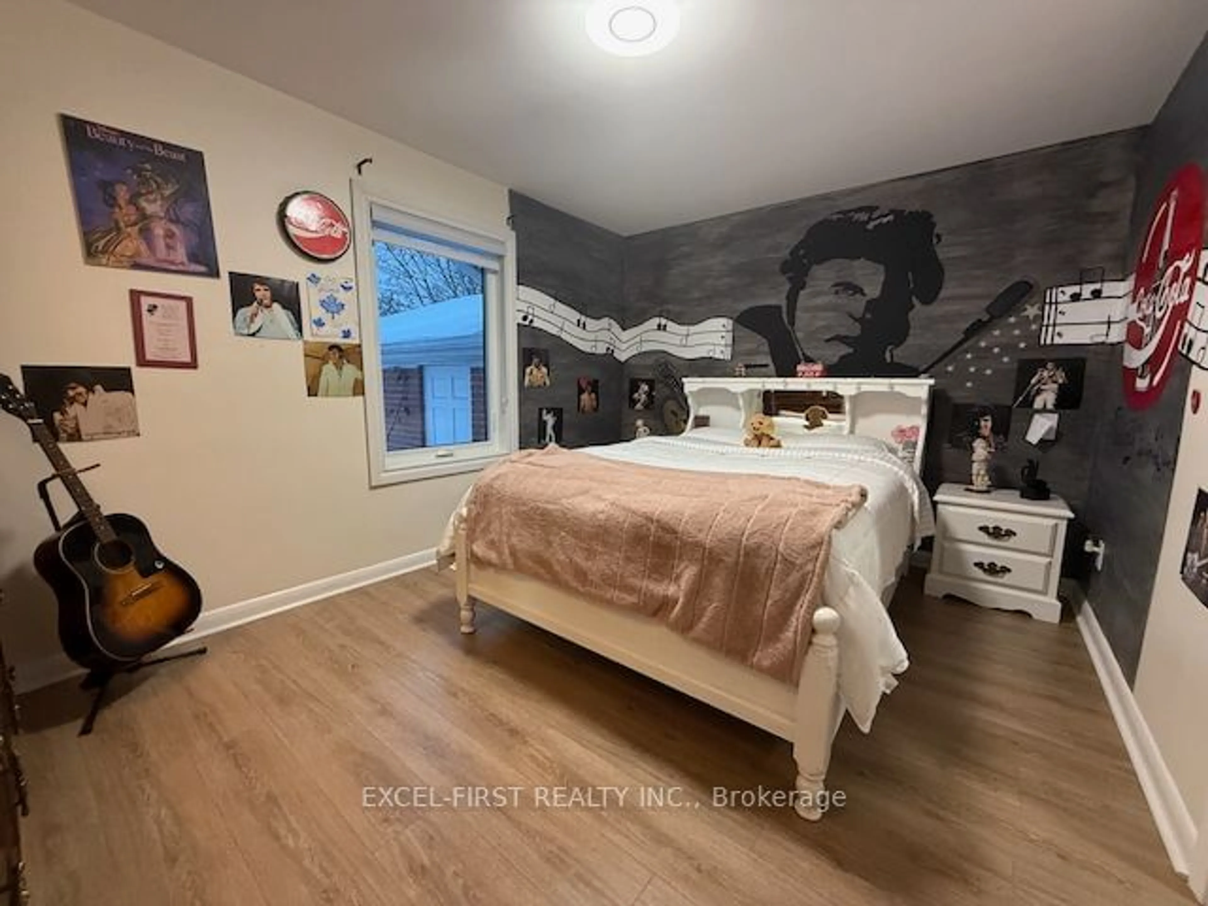 A pic of a room for 215 Thistle Down Blvd, Toronto Ontario M9V 1K4