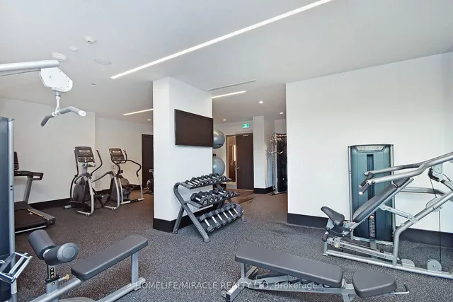 Additional property image - 4208 Dundas St Unit 815