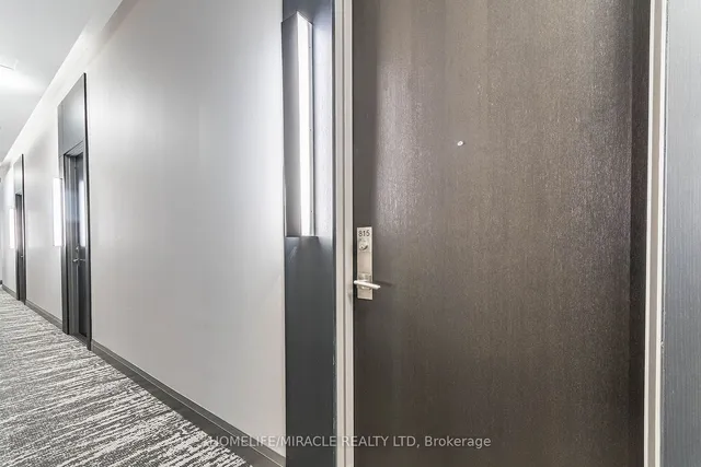 Additional property image - 4208 Dundas St Unit 815