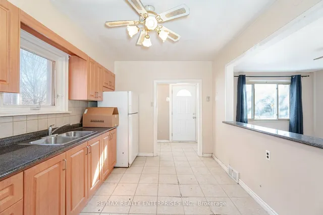Additional property image - 166 Hay Ave