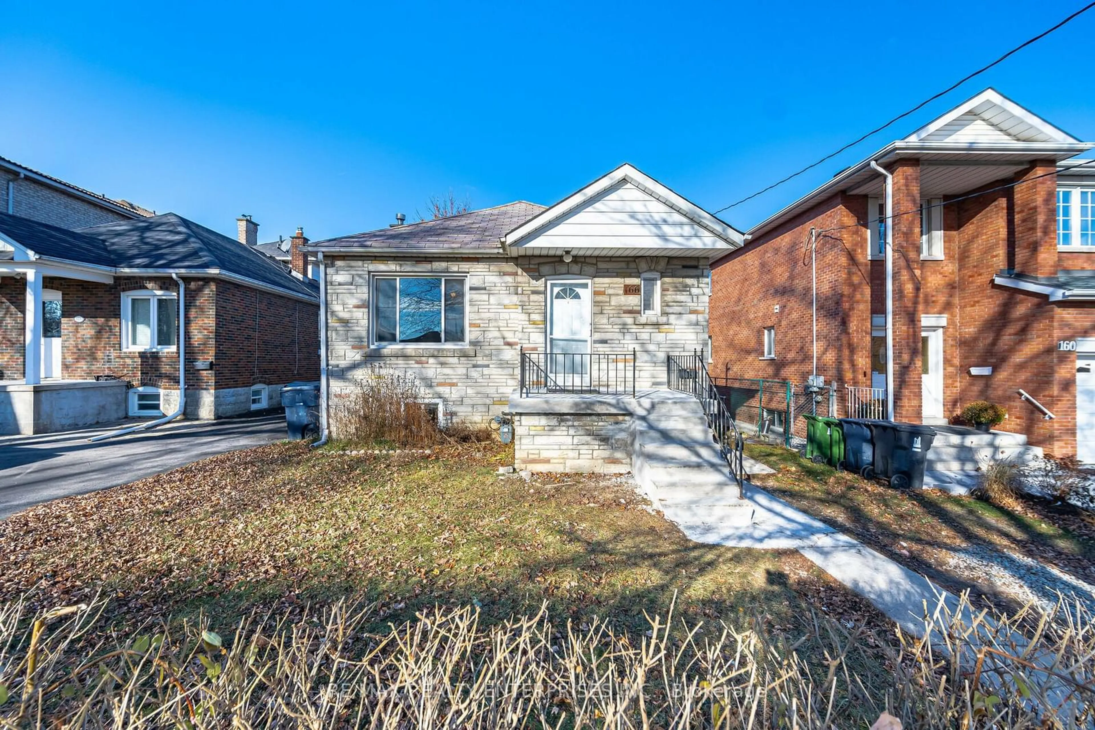 Home with brick exterior material, street for 166 Hay Ave, Toronto Ontario M8Z 1G5