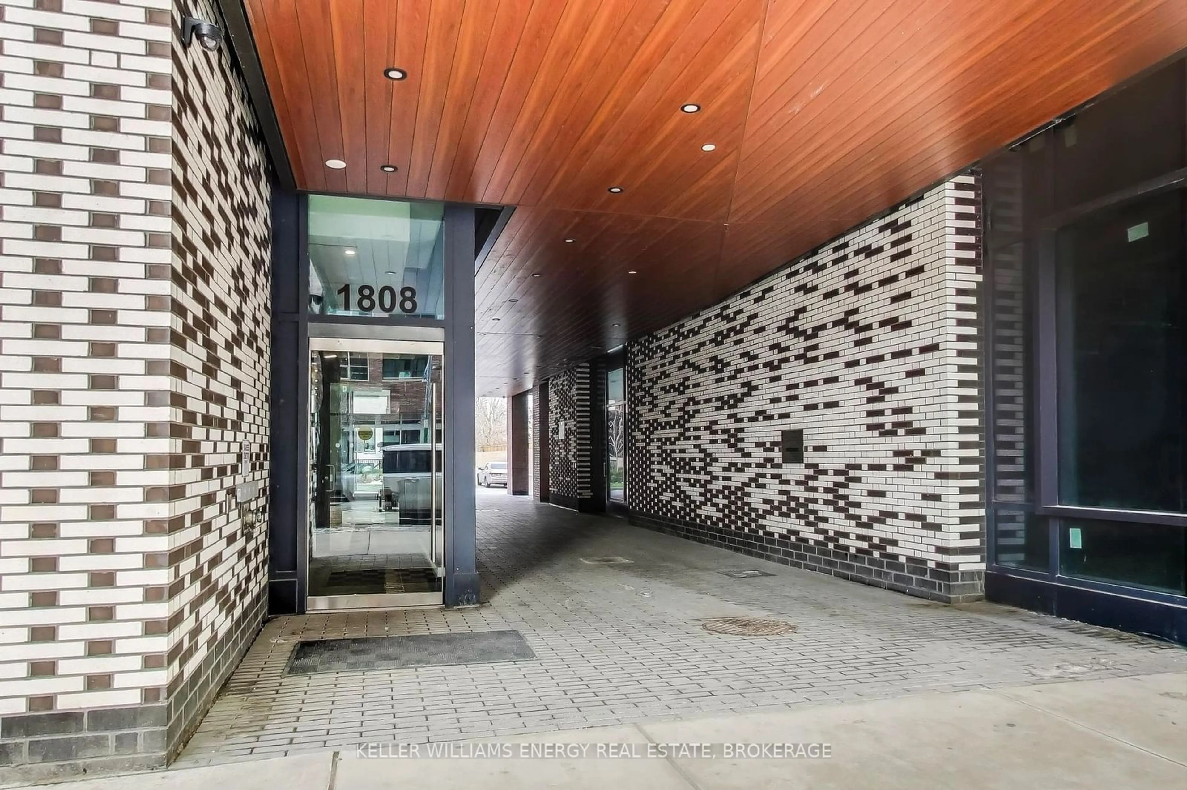 Indoor foyer for 1808 St. Clair Ave #501, Toronto Ontario M6N 0C1