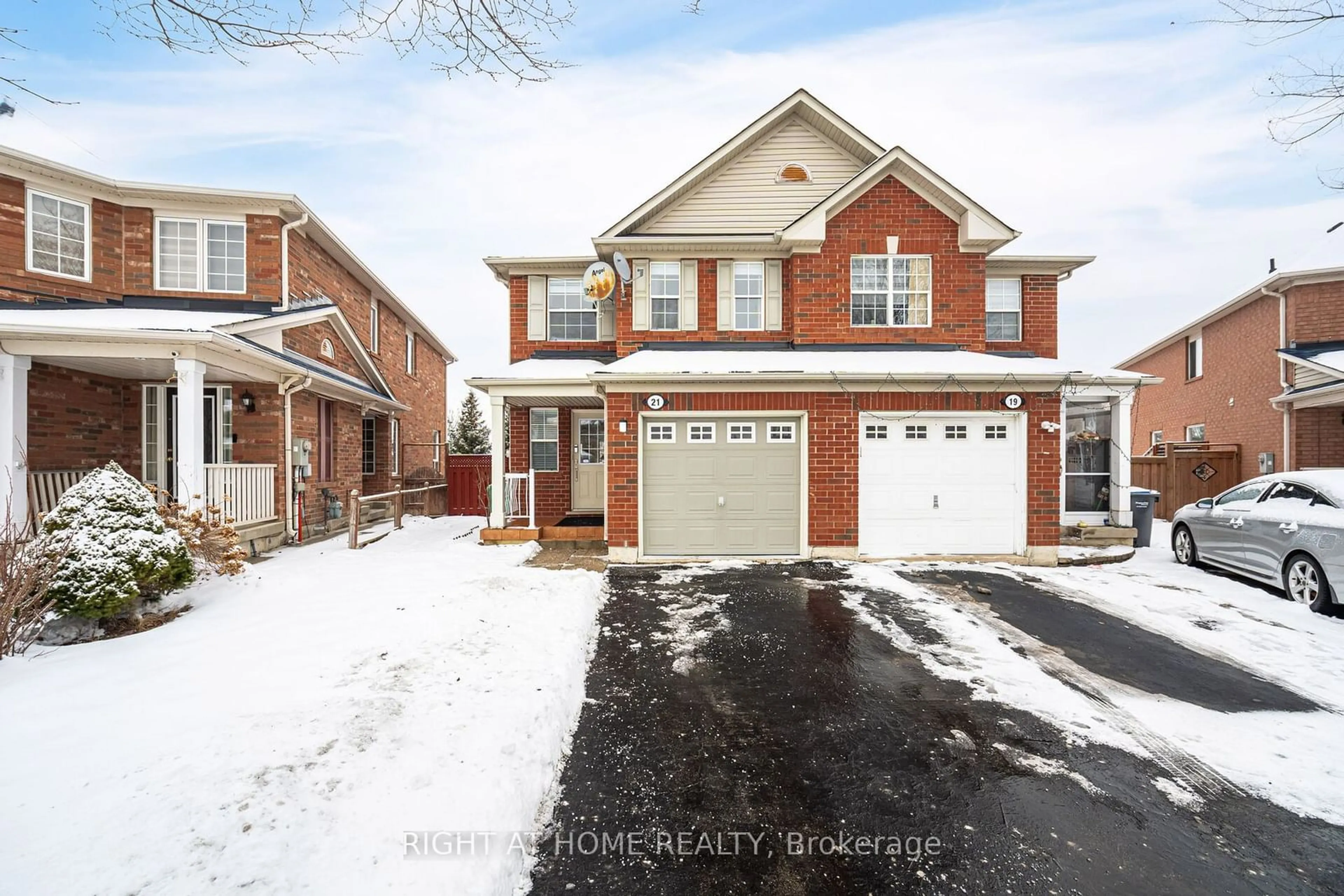 Home with brick exterior material, street for 21 Herdwick St, Brampton Ontario L6S 6L6