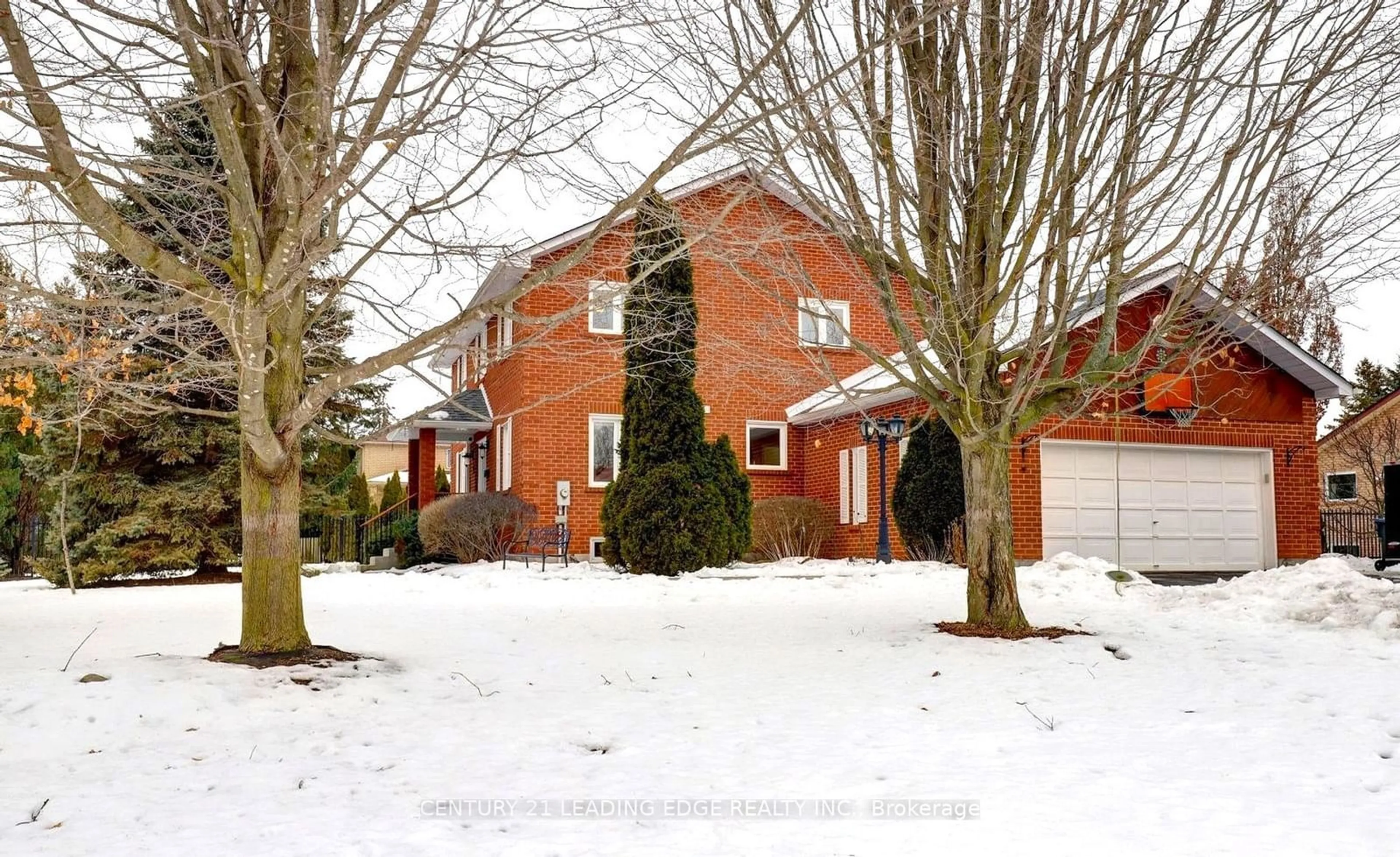 Unknown for 2 Colleen Cres, Caledon Ontario L7C 1E8