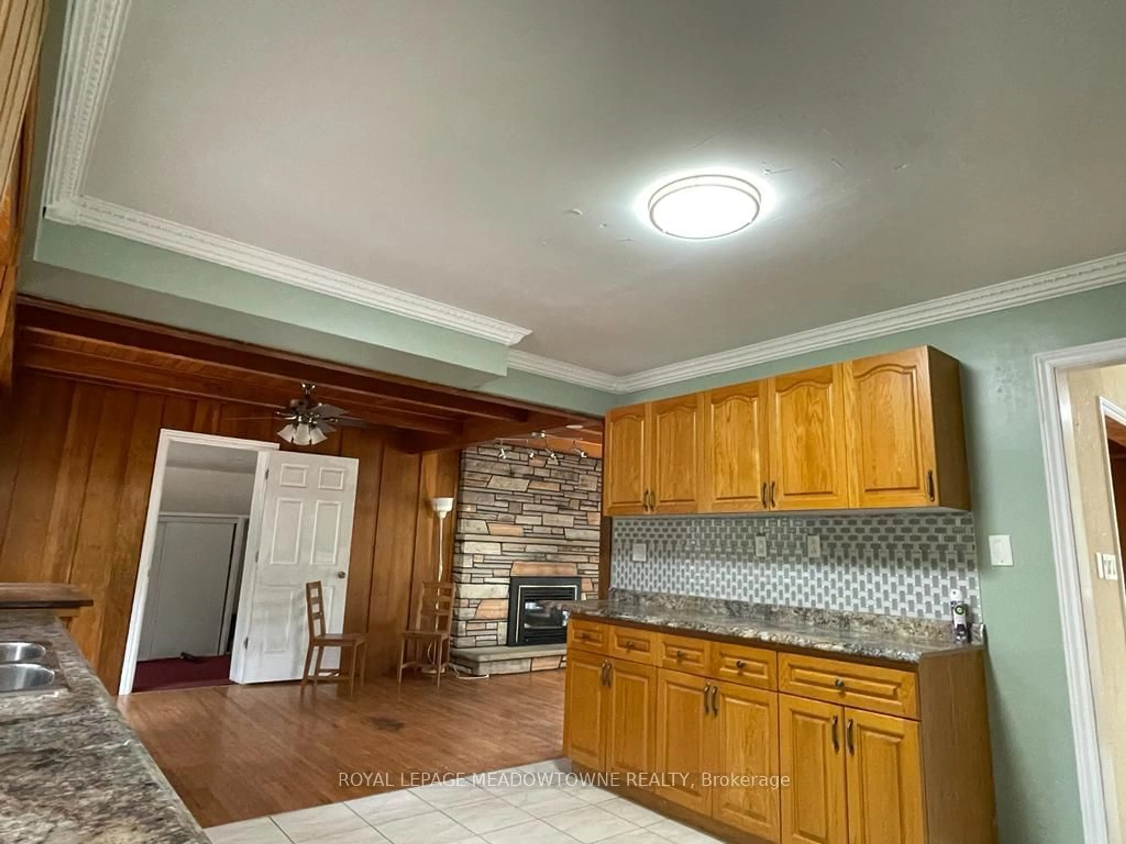 Open concept kitchen, unknown for 7086 Tremaine Rd, Milton Ontario L9E 1A9