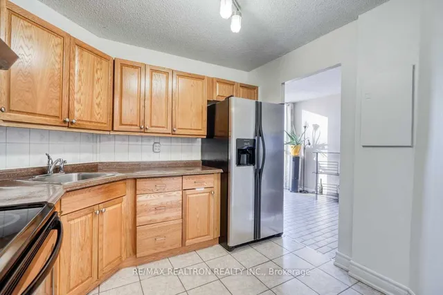Additional property image - 41 Markbrook Lane Unit 204